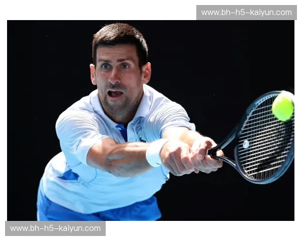 德约科维奇vs全世界：众神黄昏后的唯一真神，是如何炼成的？